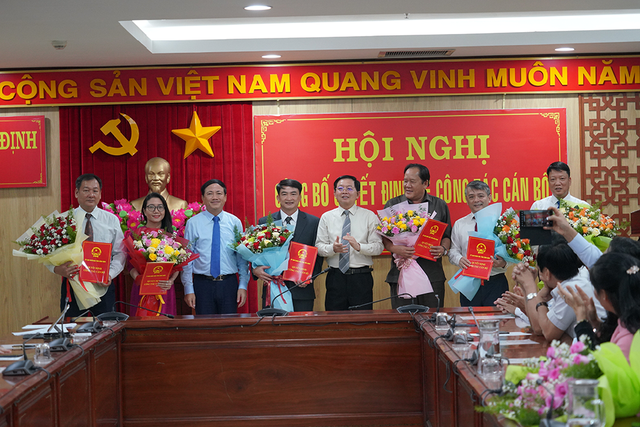 Bổ nhiệm, chỉ định Giám đốc Sở, Bí thư Huyện ủy, Phó Trưởng Ban, Phó Giám đốc Sở,...- Ảnh 1.