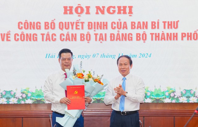 Ban Bí thư chuẩn y tân Ủy viên Ban Thường vụ Thành ủy- Ảnh 1.