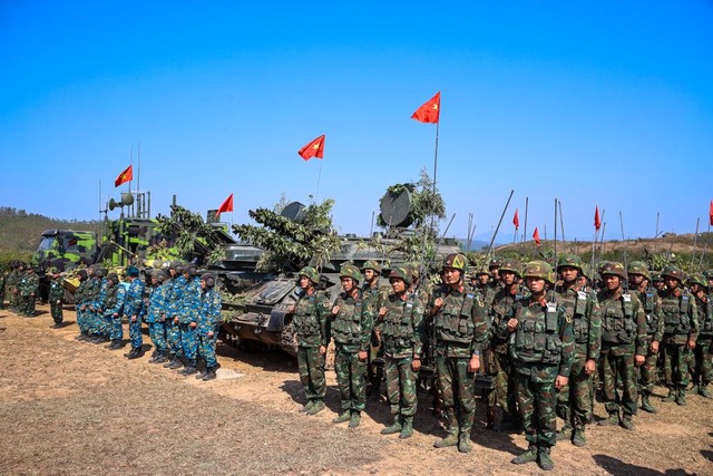 Đại tướng Phan Văn Giang: Tập trung sản xuất vũ khí chiến lược; kiện toàn cấp ủy, cán bộ chỉ huy, quản lý- Ảnh 3.
