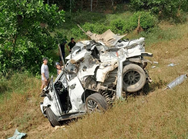 Khởi tố tài xế gây ra vụ tai nạn giao thông đặc biệt nghiêm trọng làm 3 người tử vong- Ảnh 1.