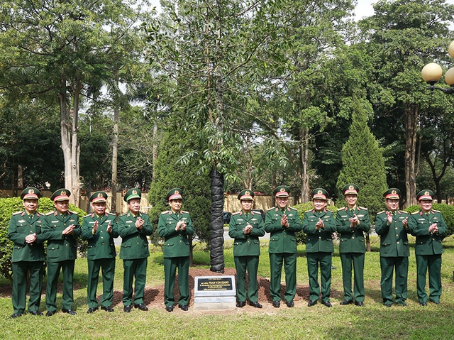 Đại tướng Phan Văn Giang: Thực hiện chặt chẽ điều chỉnh lực lượng Quân đội- Ảnh 4.