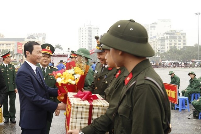 NGÀY HỘI TÒNG QUÂN 2024: TƯƠI THẮM NỤ CƯỜI TÂN BINH- Ảnh 27.