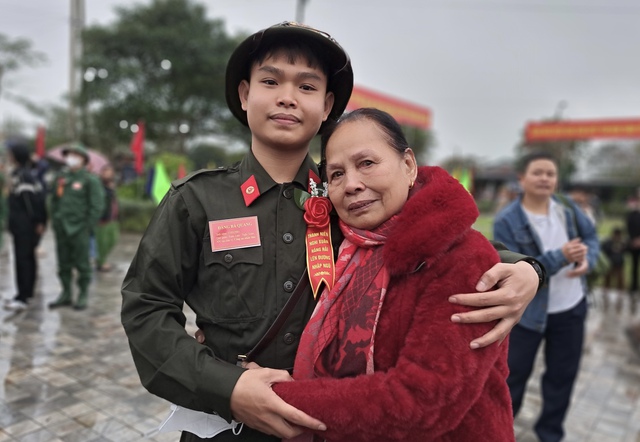 NGÀY HỘI TÒNG QUÂN 2024: TƯƠI THẮM NỤ CƯỜI TÂN BINH- Ảnh 30.