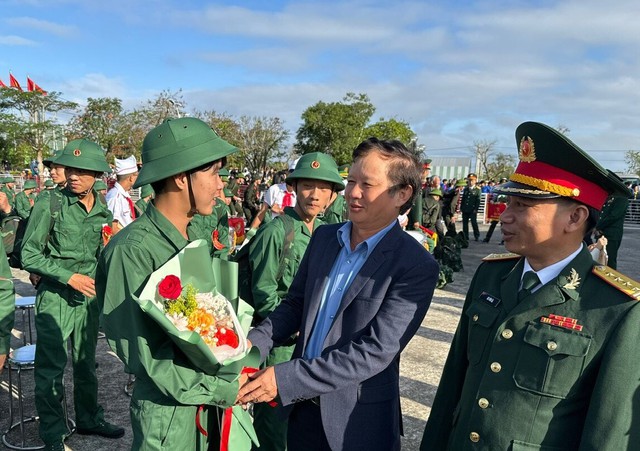 NGÀY HỘI TÒNG QUÂN 2024: TƯƠI THẮM NỤ CƯỜI TÂN BINH- Ảnh 43.