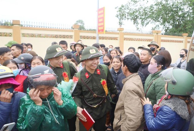 NGÀY HỘI TÒNG QUÂN 2024: TƯƠI THẮM NỤ CƯỜI TÂN BINH- Ảnh 38.