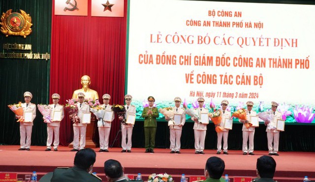 Công an Hà Nội điều động, bổ nhiệm Phó trưởng phòng, Phó trưởng Công an cấp huyện- Ảnh 8.