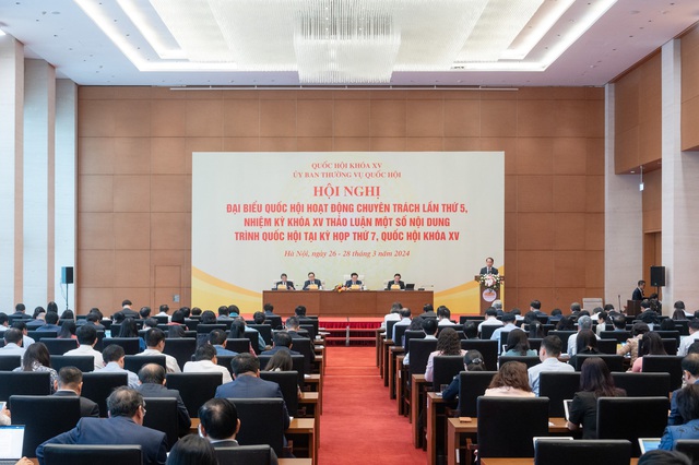 Dự thảo Luật Thủ đô: Phân quyền mạnh mẽ cho TP Hà Nội để chủ động hơn về tổ chức bộ máy, biên chế- Ảnh 2.