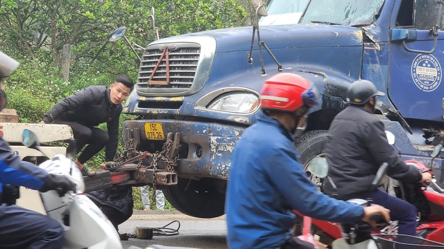 Phó Thủ tướng chỉ đạo khẩn trương khắc phục hậu quả vụ tai nạn giao thông thảm khốc làm 5 người tử vong- Ảnh 8.