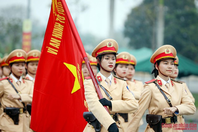 Những “bóng hồng” công an, quân đội tích cực luyện tập diễu binh- Ảnh 16.