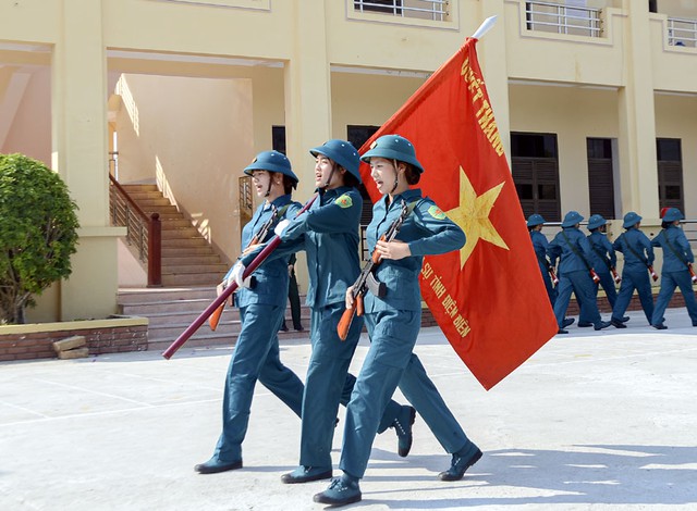 Những “bóng hồng” công an, quân đội tích cực luyện tập diễu binh- Ảnh 25.