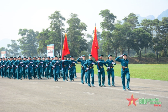 Những “bóng hồng” công an, quân đội tích cực luyện tập diễu binh- Ảnh 26.