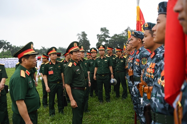 Biểu dương các lực lượng diễu binh, diễu hành kỷ niệm 70 năm Chiến thắng Điện Biên Phủ- Ảnh 1.