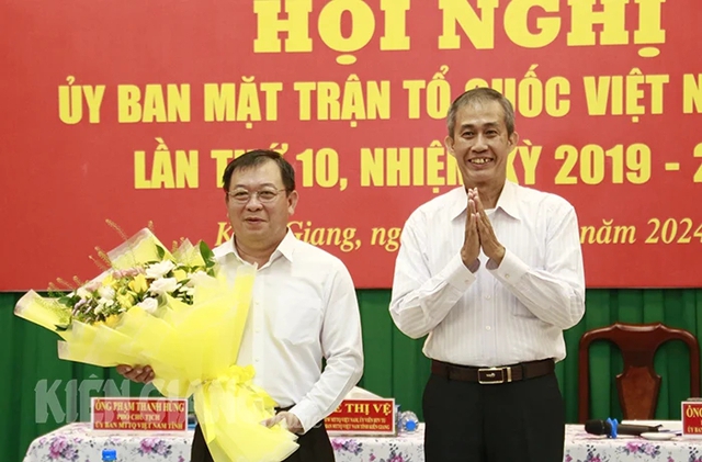 Kiện toàn nhân sự Chủ tịch Ủy ban MTTQ Việt Nam tỉnh - Ảnh 2.