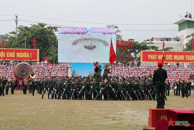 70 năm Chiến thắng Điện Biên Phủ: Sơ duyệt diễu binh, diễu hành- Ảnh 4.