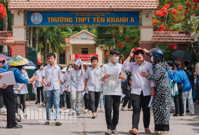 Đề thi tuyển sinh lớp 10 môn Toán tại Quảng Ninh, Ninh Bình, Vĩnh Phúc năm học 2024 - 2025- Ảnh 5.