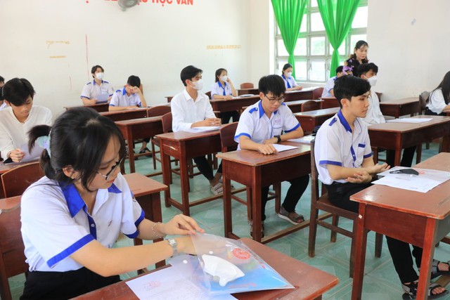 THI TỐT NGHIỆP THPT 2024: Đề thi, đáp án môn TIẾNG ANH- Ảnh 6.