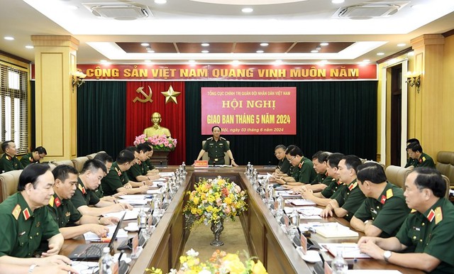 Thượng tướng Trịnh Văn Quyết: Khẩn trương làm tốt công tác chuẩn bị tổ chức Hội nghị tổng kết thực hiện Luật Sĩ quan- Ảnh 2.