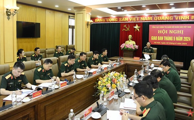 Thượng tướng Trịnh Văn Quyết: Khẩn trương làm tốt công tác chuẩn bị tổ chức Hội nghị tổng kết thực hiện Luật Sĩ quan- Ảnh 3.