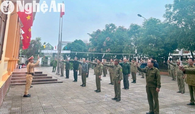 Diễu hành, biểu dương lực lượng tham gia bảo vệ an ninh, trật tự ở cơ sở- Ảnh 1.