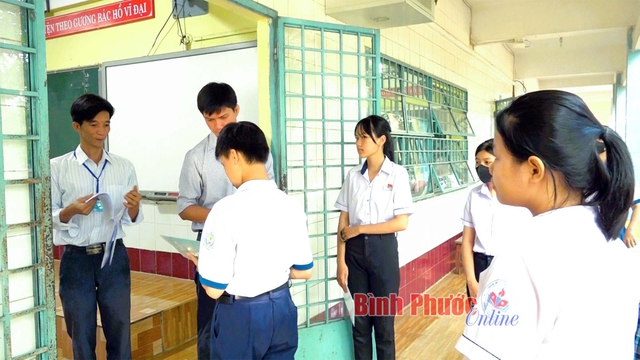 Đề thi tuyển sinh lớp 10 môn Ngữ văn tại Hải Phòng, Bình Thuận, Bình Định, Bình Phước năm học 2024 - 2025- Ảnh 11.