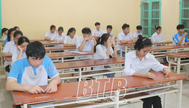 Đề thi tuyển sinh lớp 10 môn Ngữ văn tại Nam Định, Thái Bình, Đồng Nai năm học 2024-2025- Ảnh 4.