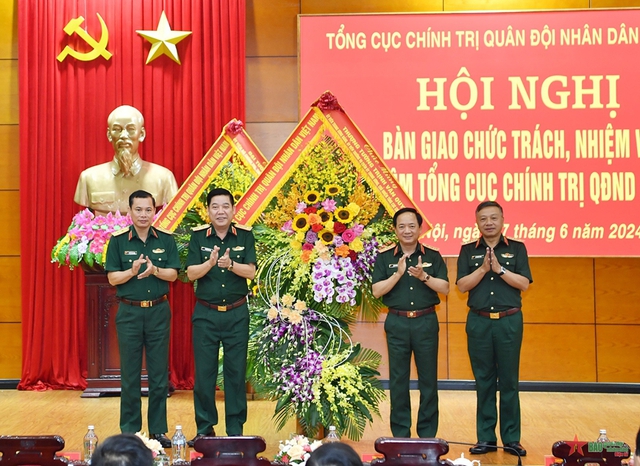 Bàn giao chức trách, nhiệm vụ Chủ nhiệm Tổng cục Chính trị, Quân đội nhân dân Việt Nam- Ảnh 7.