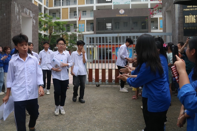 Đề thi tuyển sinh lớp 10 môn Ngữ văn tại thành phố Hà Nội năm học 2024-2025- Ảnh 2.