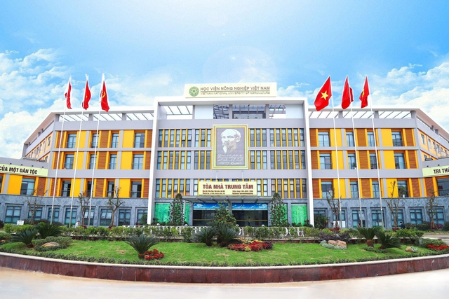 TUYỂN SINH 2024: Điểm chuẩn xét tuyển sớm Học viện Nông nghiệp Việt Nam- Ảnh 1.
