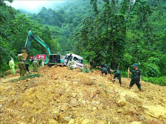 Vụ sạt lở ở Hà Giang: Đã tìm thấy 11 thi thể, khẩn trương tìm kiếm nạn nhân mất tích- Ảnh 7.