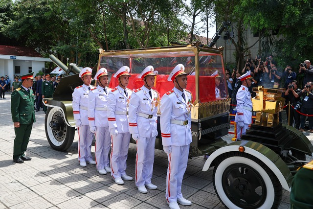 TỔNG THUẬT: LỄ QUỐC TANG TỔNG BÍ THƯ NGUYỄN PHÚ TRỌNG- Ảnh 32.