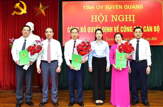 Bổ nhiệm Bí thư Huyện ủy, Hiệu trưởng giữ chức Giám đốc Sở- Ảnh 1.