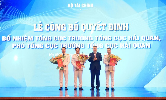 Trao quyết định bổ nhiệm Tổng cục trưởng và 2 Phó Tổng cục trưởng- Ảnh 1.