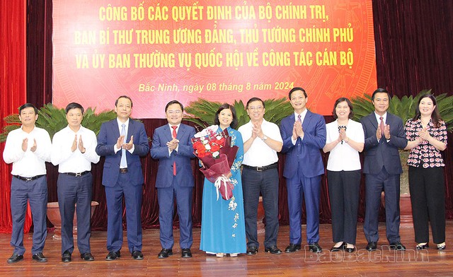 Bộ Chính trị, Ban Bí thư, Thủ tướng, UBTVQH chuẩn y, phê chuẩn nhân sự mới- Ảnh 2.