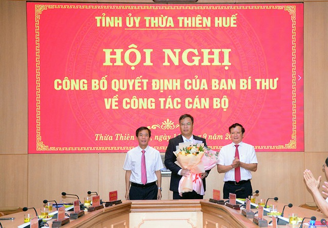 Ban Bí thư chỉ định Ủy viên Ủy ban Kiểm tra Trung ương giữ chức Phó Bí thư Tỉnh ủy- Ảnh 6.