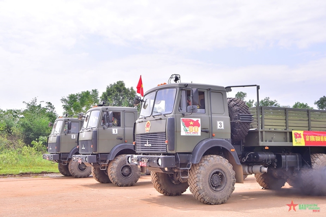 Binh chủng Pháo binh luyện tập diễu binh, diễu hành- Ảnh 9.