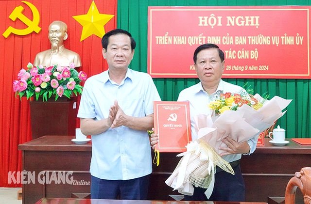 Điều động, bổ nhiệm Bí thư Huyện ủy giữ chức Phó Trưởng Ban Tổ chức Tỉnh ủy- Ảnh 2.