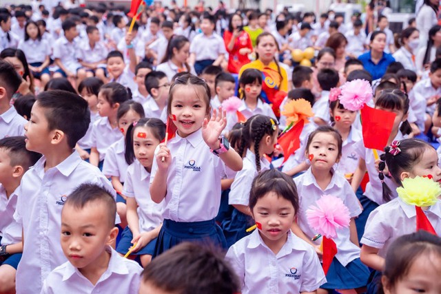 Tổng Bí thư, Chủ tịch nước Tô Lâm: Giáo dục và đào tạo cần tiếp tục hướng đến phát triển con người và hạnh phúc của con người- Ảnh 3.