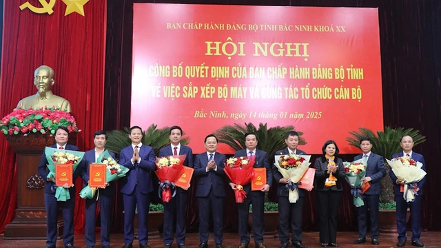 Công bố quyết định hợp nhất 2 Ban thuộc Tỉnh ủy, bổ nhiệm lãnh đạo Ban sau hợp nhất- Ảnh 2.