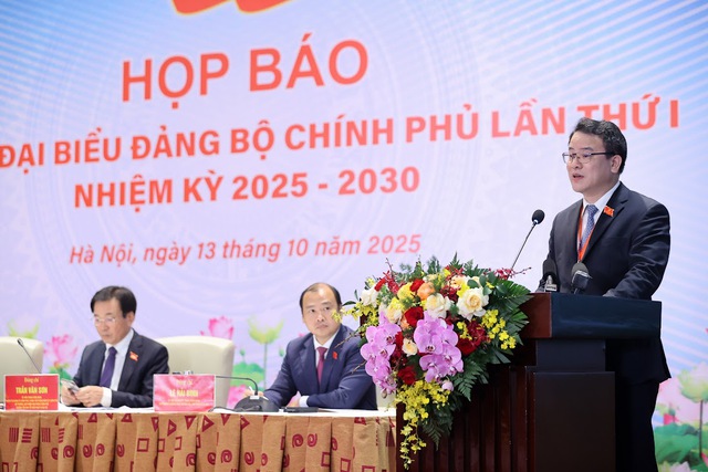 Họp báo về kết quả ĐẠI HỘI ĐẠI BIỂU ĐẢNG BỘ CHÍNH PHỦ LẦN THỨ NHẤT- Ảnh 5. Họp báo về kết quả ĐẠI HỘI ĐẠI BIỂU ĐẢNG BỘ CHÍNH PHỦ LẦN THỨ NHẤT- Ảnh 5.