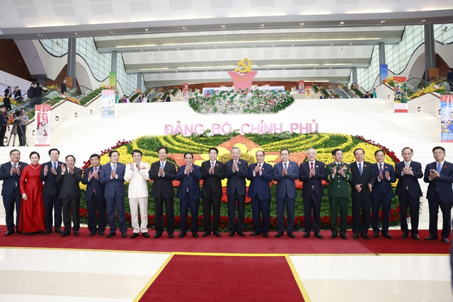 TOÀN CẢNH: ĐẠI HỘI ĐẠI BIỂU ĐẢNG BỘ CHÍNH PHỦ LẦN THỨ NHẤT- Ảnh 24. TOÀN CẢNH: ĐẠI HỘI ĐẠI BIỂU ĐẢNG BỘ CHÍNH PHỦ LẦN THỨ NHẤT- Ảnh 24.