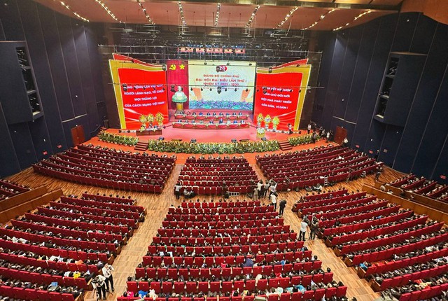 TOÀN CẢNH: ĐẠI HỘI ĐẠI BIỂU ĐẢNG BỘ CHÍNH PHỦ LẦN THỨ NHẤT- Ảnh 36. TOÀN CẢNH: ĐẠI HỘI ĐẠI BIỂU ĐẢNG BỘ CHÍNH PHỦ LẦN THỨ NHẤT- Ảnh 36.