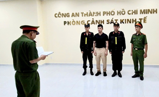 Vụ Ngân 98: Khởi tố, bắt tạm giam Lương Bằng Quang- Ảnh 2. Vụ Ngân 98: Khởi tố, bắt tạm giam Lương Bằng Quang- Ảnh 2.