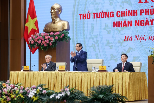 TỔNG THUẬT: THỦ TƯỚNG GẶP MẶT ĐẠI DIỆN DOANH NGHIỆP NHÂN NGÀY DOANH NHÂN VIỆT NAM- Ảnh 2.