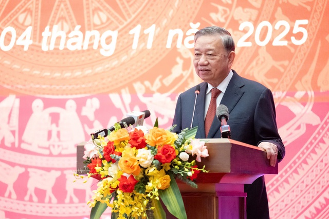 Bộ Chính trị chỉ định đồng chí Đỗ Văn Chiến giữ chức Phó Bí thư Thường trực Đảng ủy Quốc hội- Ảnh 3. Bộ Chính trị chỉ định đồng chí Đỗ Văn Chiến giữ chức Phó Bí thư Thường trực Đảng ủy Quốc hội- Ảnh 3.