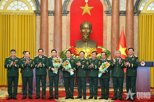 Chủ tịch nước trao quyết định thăng quân hàm Đại tướng, Thượng tướng, bổ nhiệm Chủ nhiệm Tổng cục Chính trị- Ảnh 12.