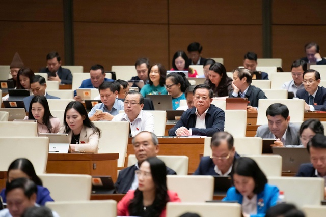 Những nội dung mới, quan trọng trong LUẬT VIÊN CHỨC (sửa đổi)- Ảnh 5. Những nội dung mới, quan trọng trong LUẬT VIÊN CHỨC (sửa đổi)- Ảnh 5.