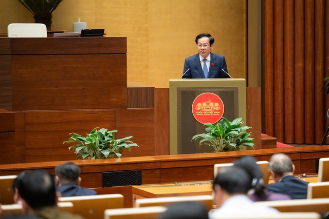 Những nội dung mới, quan trọng trong LUẬT VIÊN CHỨC (sửa đổi)- Ảnh 4. Những nội dung mới, quan trọng trong LUẬT VIÊN CHỨC (sửa đổi)- Ảnh 4.