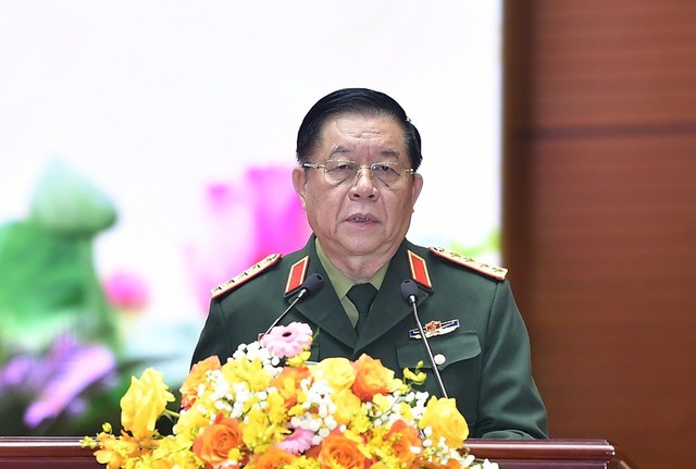 ĐẠI TƯỚNG PHAN VĂN GIANG: QUYẾT TÂM NGHIÊN CỨU, SẢN XUẤT VŨ KHÍ, TRANG BỊ TIÊN TIẾN, HIỆN ĐẠI, THỰC HIỆN THẮNG LỢI NHIỆM VỤ 2026- Ảnh 2. ĐẠI TƯỚNG PHAN VĂN GIANG: QUYẾT TÂM NGHIÊN CỨU, SẢN XUẤT VŨ KHÍ, TRANG BỊ TIÊN TIẾN, HIỆN ĐẠI, THỰC HIỆN THẮNG LỢI NHIỆM VỤ 2026- Ảnh 2.