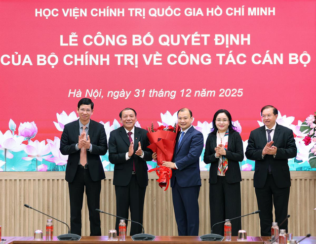 Điều động, bổ nhiệm Thứ trưởng giữ chức Phó Giám đốc Học viện Chính trị Quốc gia Hồ Chí Minh- Ảnh 5.