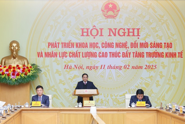 Thủ tướng chủ trì Hội nghị phát triển khoa học, công nghệ, đổi mới sáng tạo và nhân lực chất lượng cao thúc đẩy tăng trưởng kinh tế- Ảnh 2.